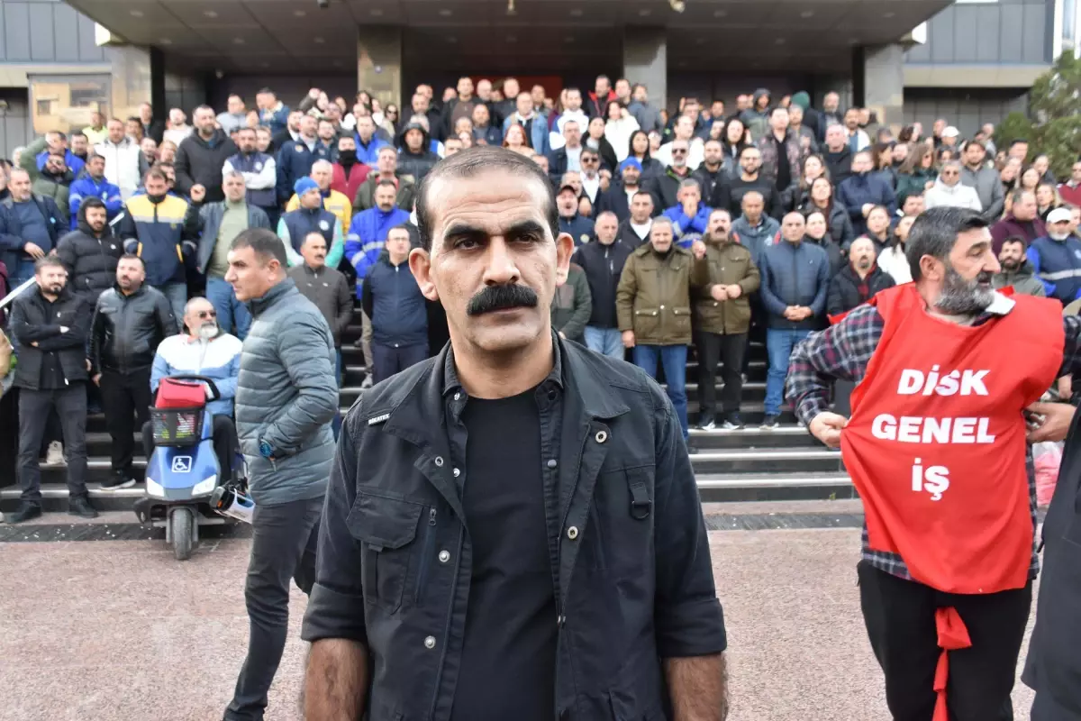 Buca Belediyesi\'nde İşçiler İş Bıraktı
