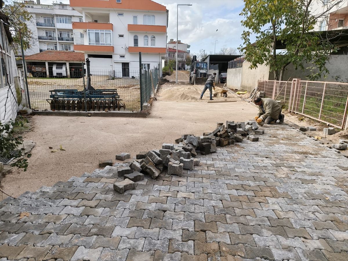 Süloğlu\'nda Kooperatif Ziyareti ve Yol Çalışmaları