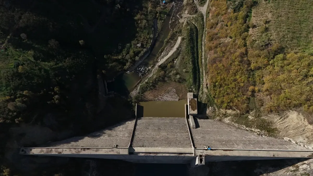 İnşasında sona gelinen Ballıkaya Barajı\'ndan Sakarya\'ya yıllık 109,75 milyon metreküp su aktarılacak