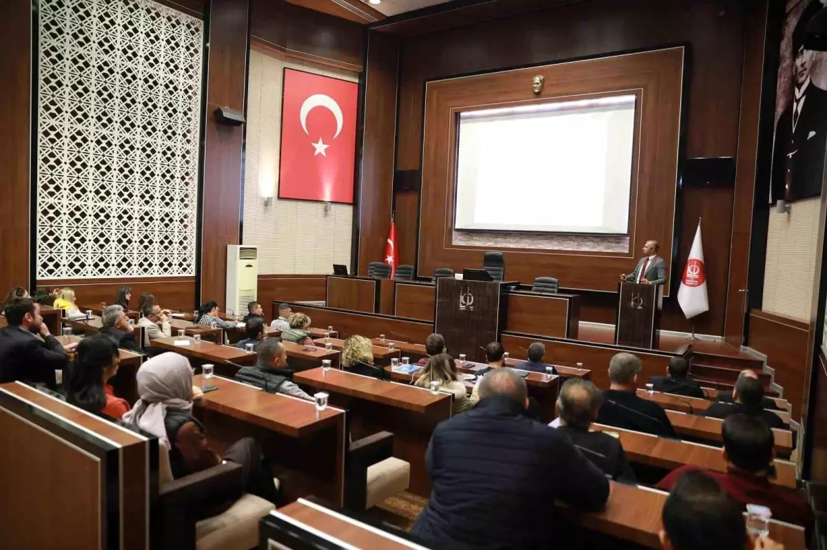 Keçiören Belediyesi personeline taşınmaz mal yönetimi eğitimi