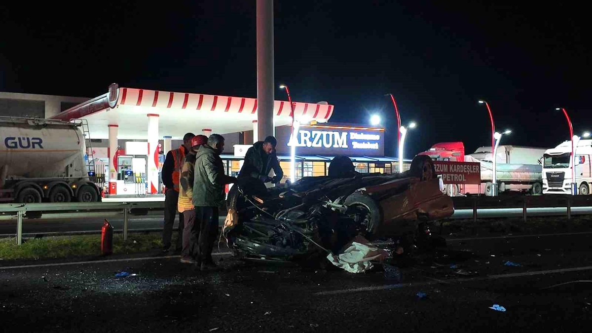 Ankara-Eskişehir Yolunda Feci Kaza