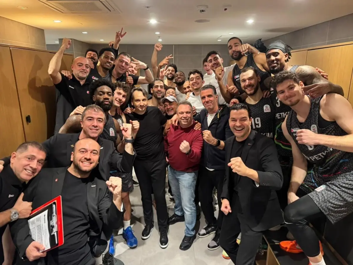 Petkimspor, Efes\'i Deplasmanda Yenerek Moral Buldu