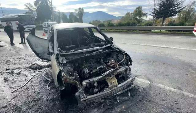 Süper Lig ekibinin yıldızı ölümden döndü! Aracı alev yandı