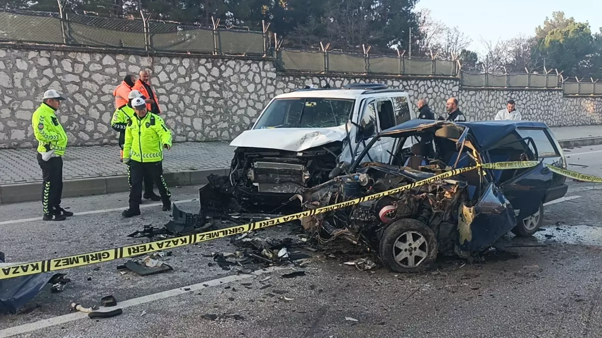 Burdur\'da Kedi Kazası: 2 Ölüm, 3 Yaralı