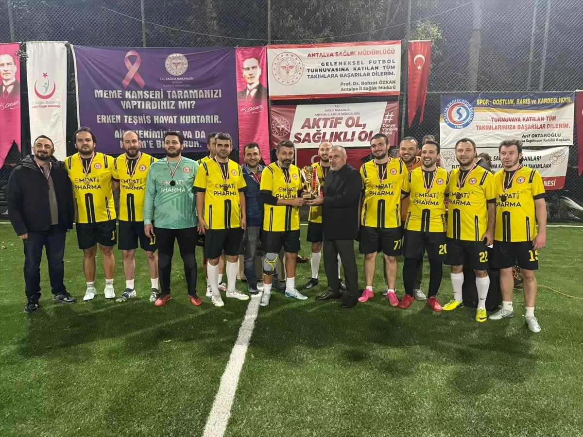 Antalya Sağlıkspor Şampiyon Oldu