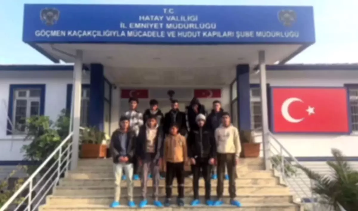 Hatay\'da 10 Kaçak Göçmen Yakalandı