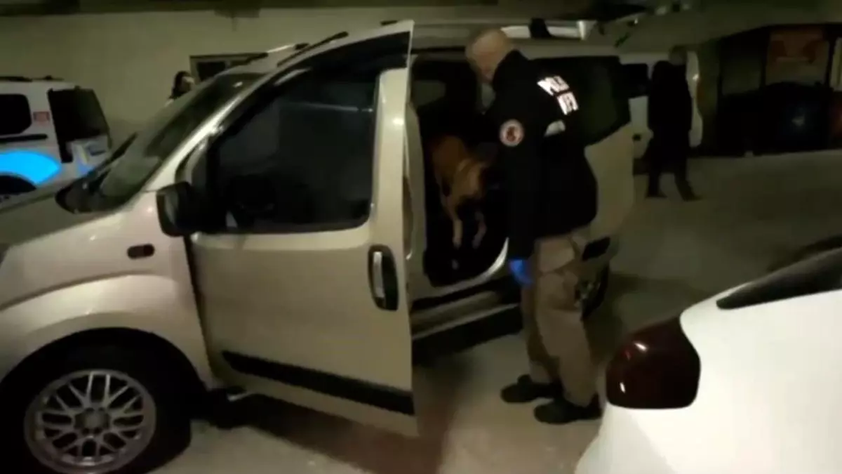 Bolu\'da Uyuşturucu Operasyonu: 3 Tutuklama