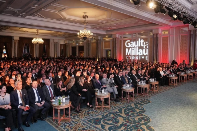 Gastronomi Dünyasının Yıldızları Gault & Millau Gecesinde Parladı: İşte Ödül Kazananlar Gastronomi Dünyasının Yıldızları Gault & Millau Gecesinde Parladı: İşte Ödül Kazananlar