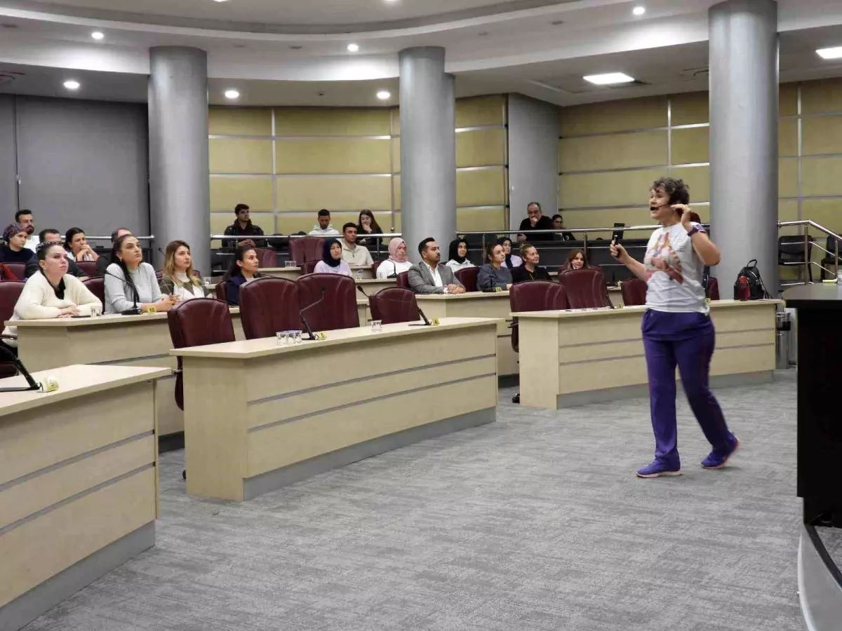 Kepez Belediyesi\'nde personele solunum sağlığı eğitimi verildi