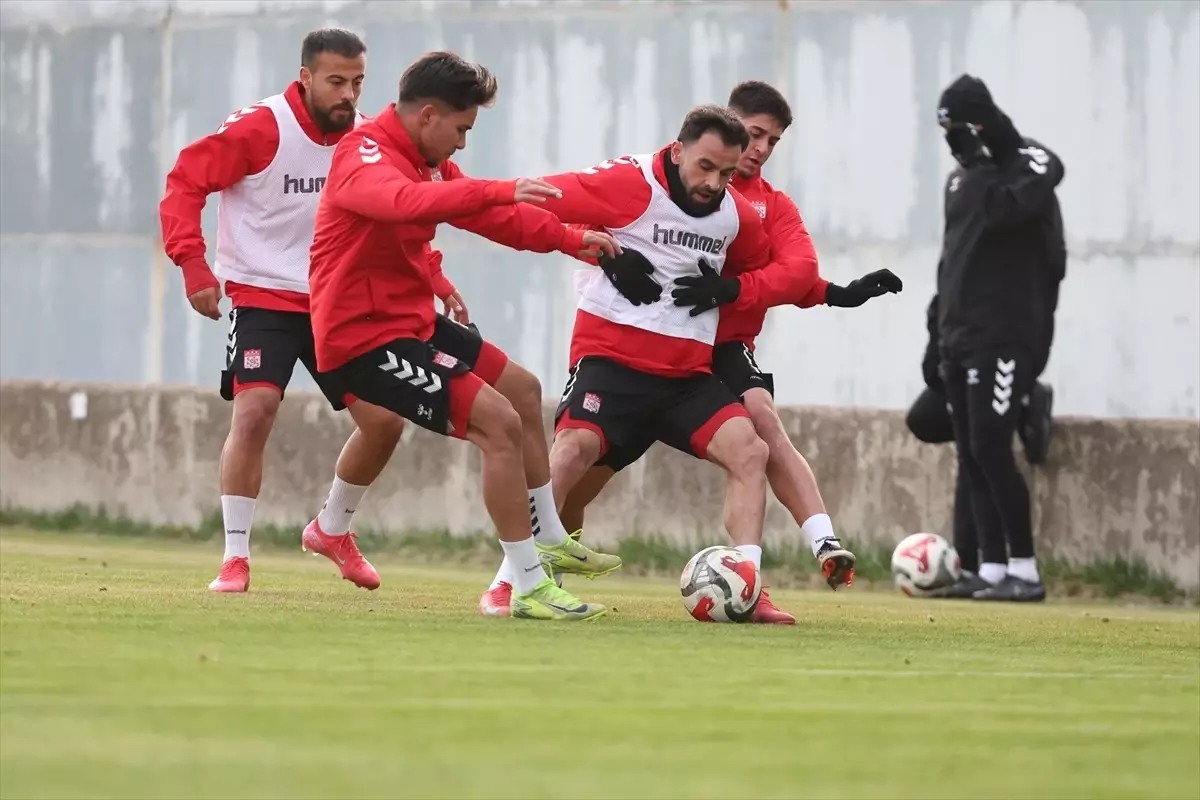Sivasspor Çorum FK Maçına Hazırlanıyor
