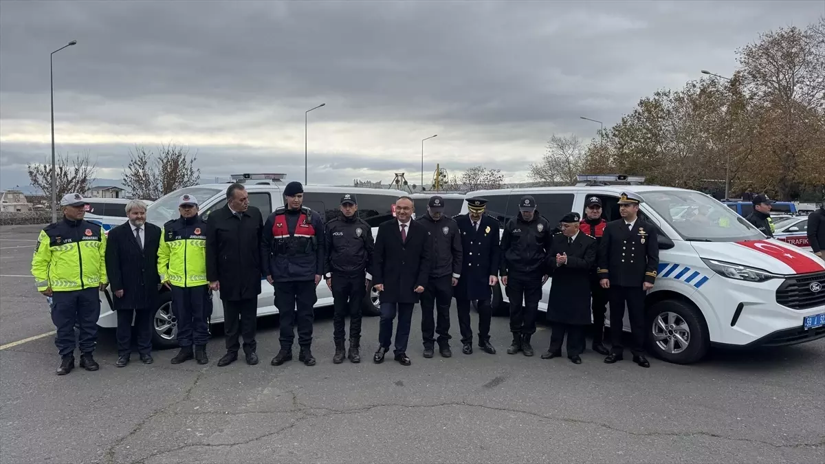 Tekirdağ\'da güvenlik birimlerine yeni araçları teslim edildi