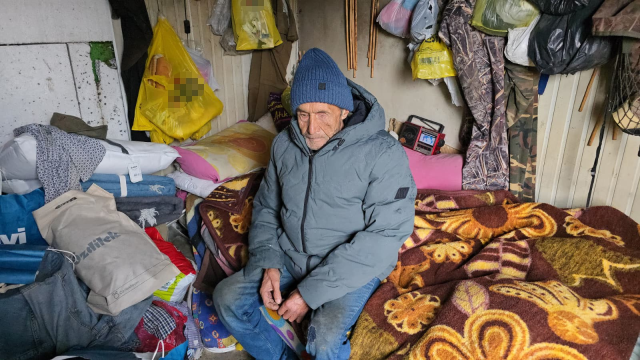 Verdiği vekalet başını yaktı! Milyonlarca liralık mülkü varken şimdi barakada yaşıyor