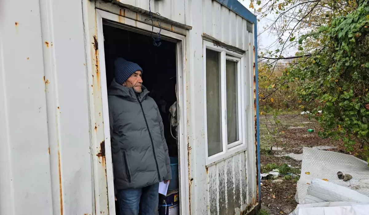 Verdiği vekalet başını yaktı! Milyonlarca liralık mülkü varken şimdi barakada yaşıyor