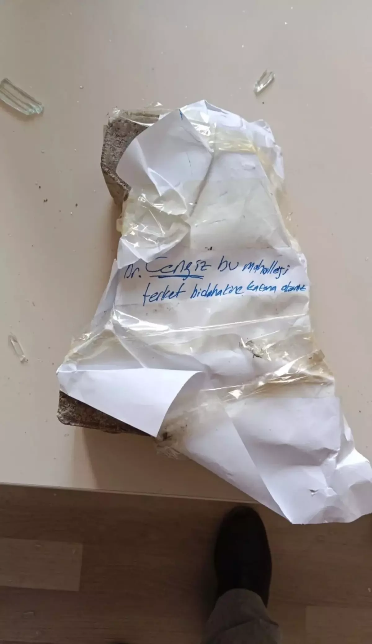 Elazığ\'da Aile Sağlığı Merkezine Taşlı Saldırı