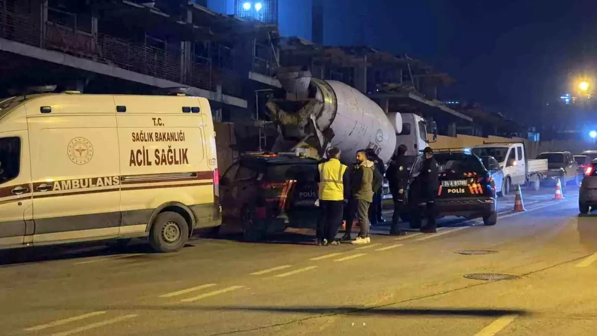 İstanbul'da Beton Mikserine Düşen Sürücü Yaşamını Yitirdi