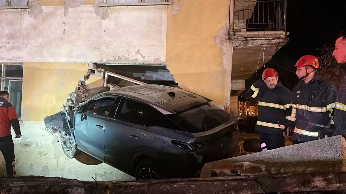 Kızılay\'dan \'Bir Çocuk da Sen Isıt\' Projesine Destek