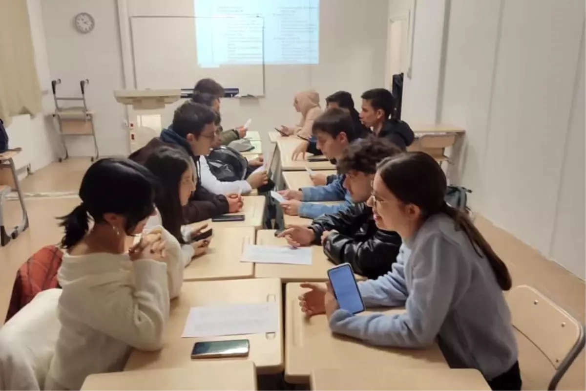 BŞEÜ’de İngilizce ‘Conversation Hour’ Etkinliği Başladı