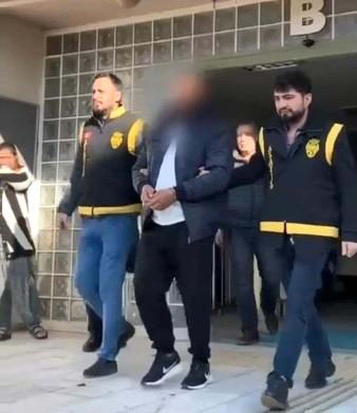 Firar Eden Hükümlüler Operasyonla Yakalandı
