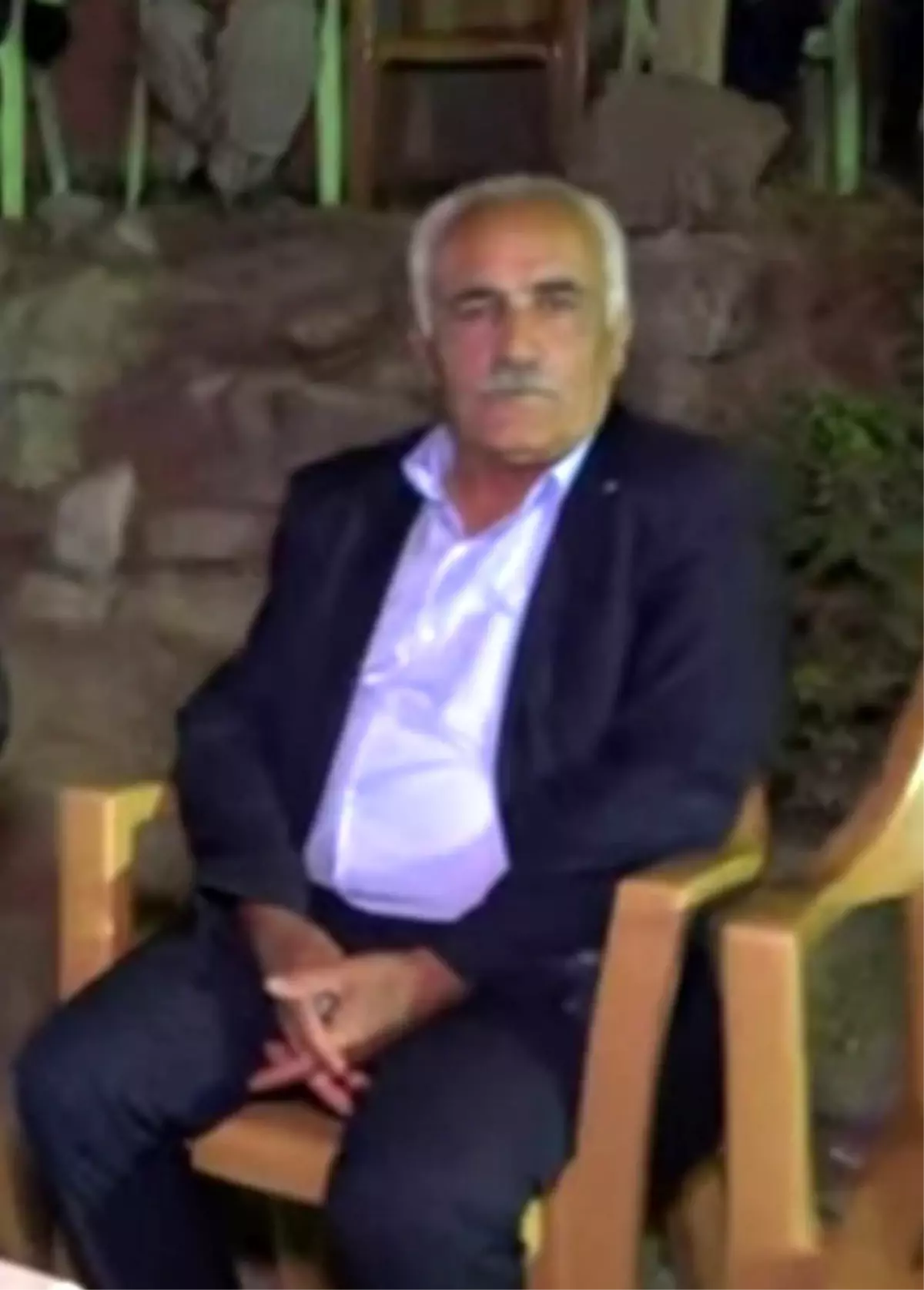 Uçakta Fenalaşan Eski Muhtar Hayatını Kaybetti