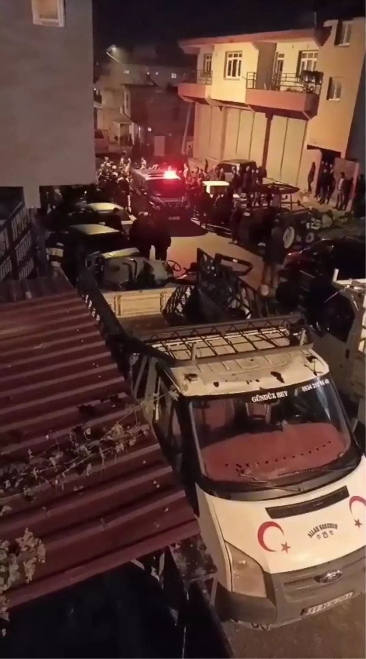 Altınözü\'nde Bıçaklı Kavga: Bir Ölü, 6 Yaralı