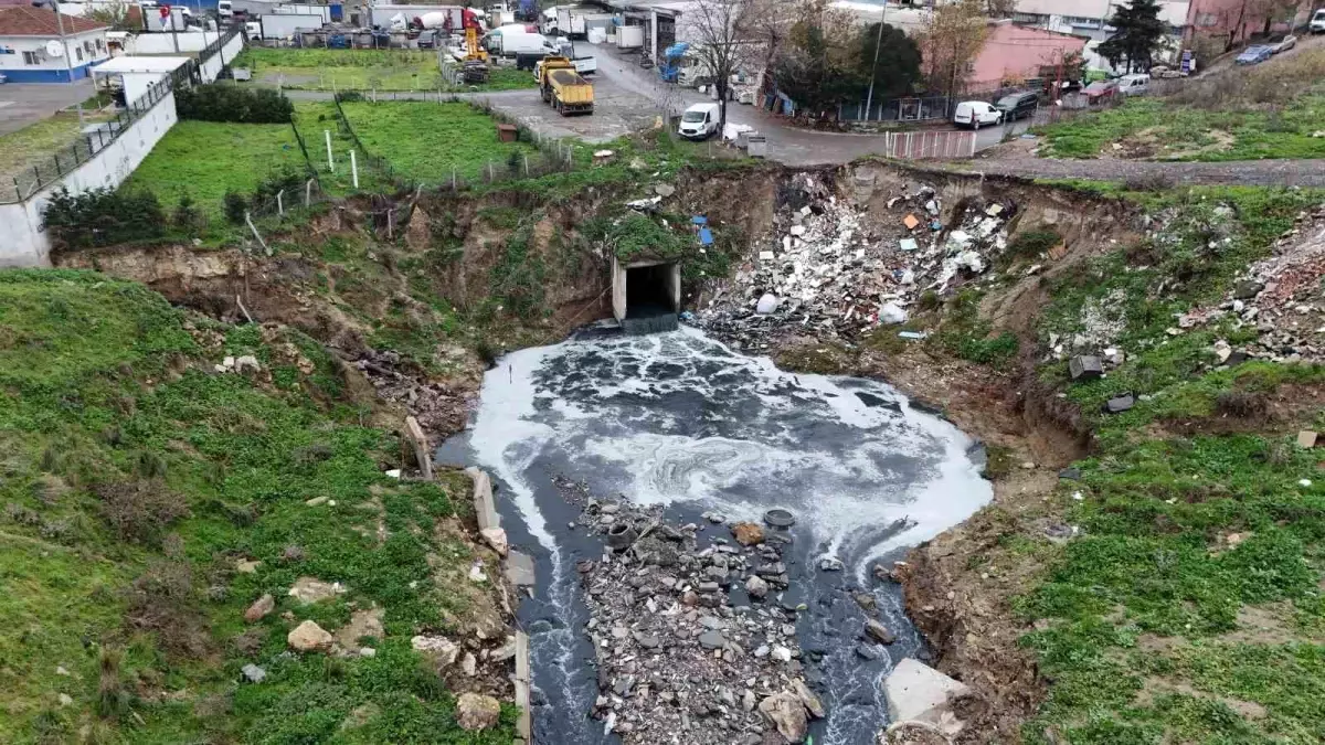 İSKİ\'ye 3 milyon lira ceza kesilmişti, Marmara Denizi\'ne lağım akıtmaya devam ediyor