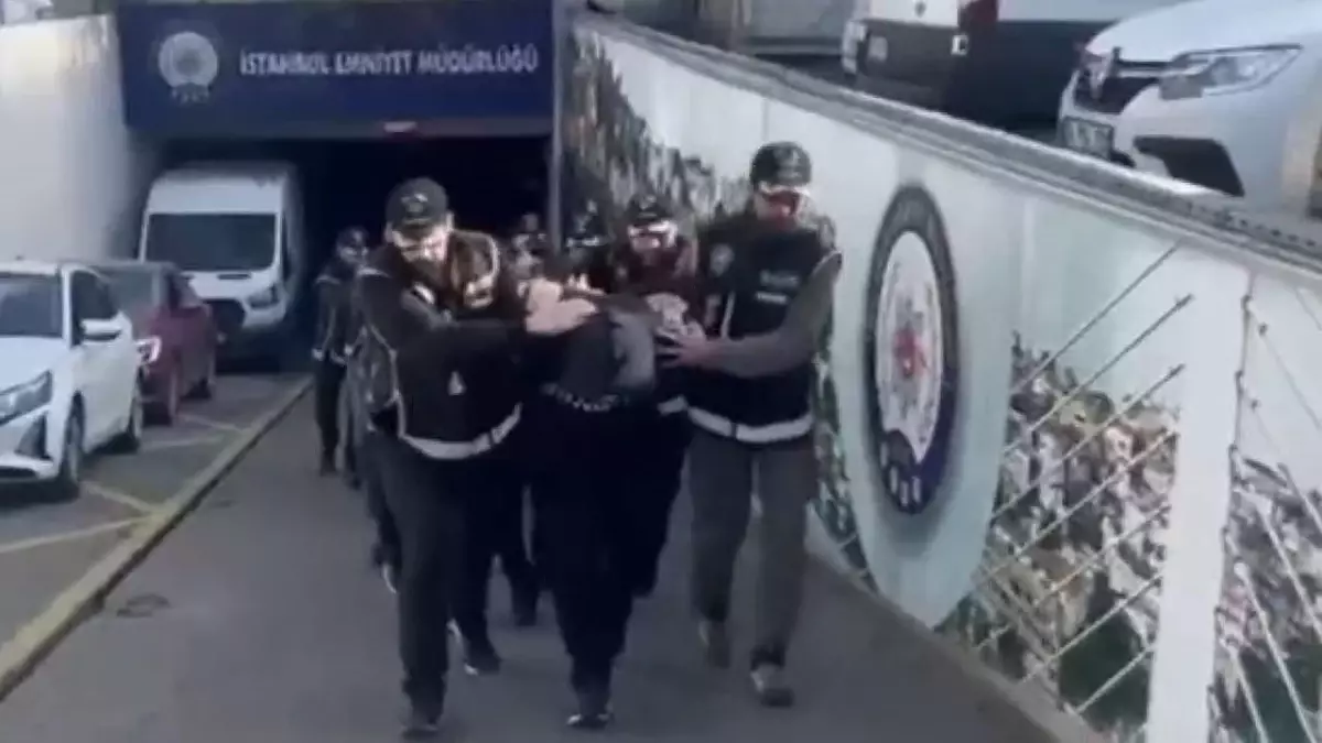 İstanbul\'da Suç Örgütlerine Operasyon