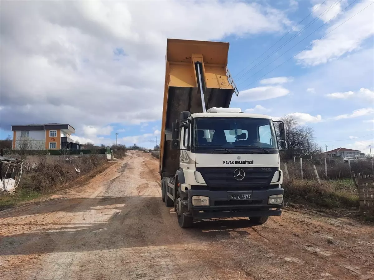 Kavak\'ta Yol Düzenleme Çalışmaları Tamamlandı