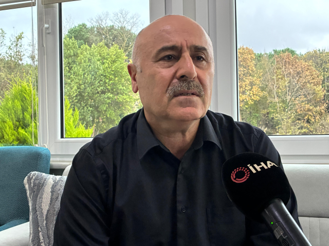 Torununu görebilmek için yasal süreç başlatan Özer Aci: 'Mahkemeye başvurdum' Torununu görebilmek için yasal süreç başlatan Özer Aci: 'Mahkemeye başvurdum'