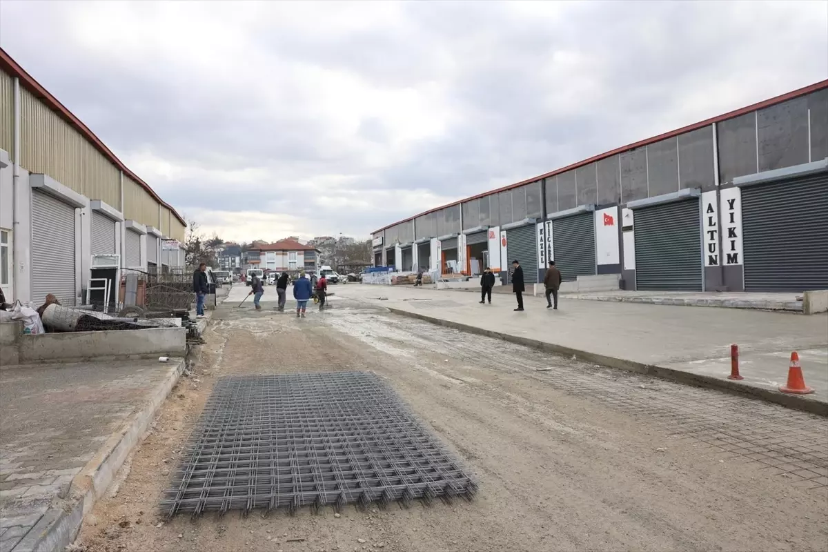 Vezirköprü\'de Beton Yol Çalışmaları Başladı