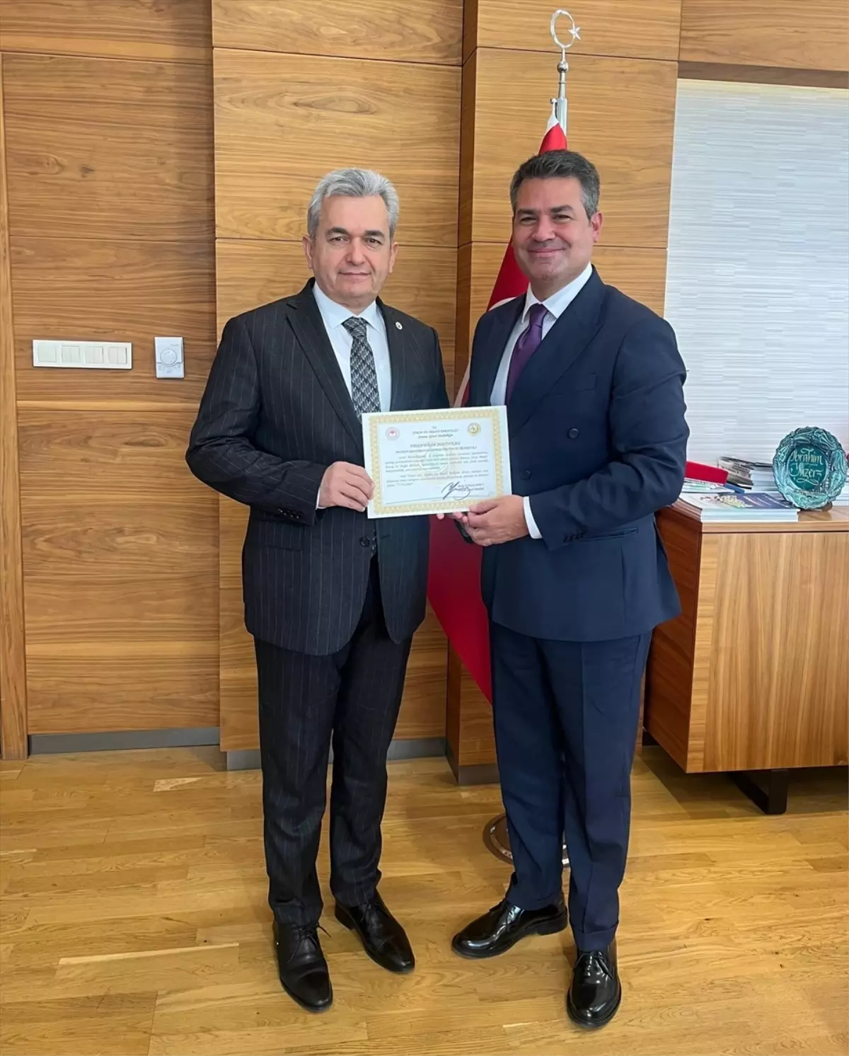 Yeniköy Kemerköy Enerji\'ye Takdir Belgesi