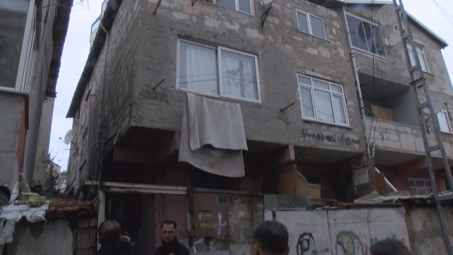 3 çocuğun can verdiği yangında anne ve baba hakkındaki detaylar şaşırttı