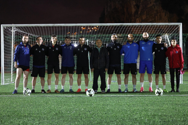 89 yaşındaki emekli madenci, 45 yıldır sporcu yetiştiriyor