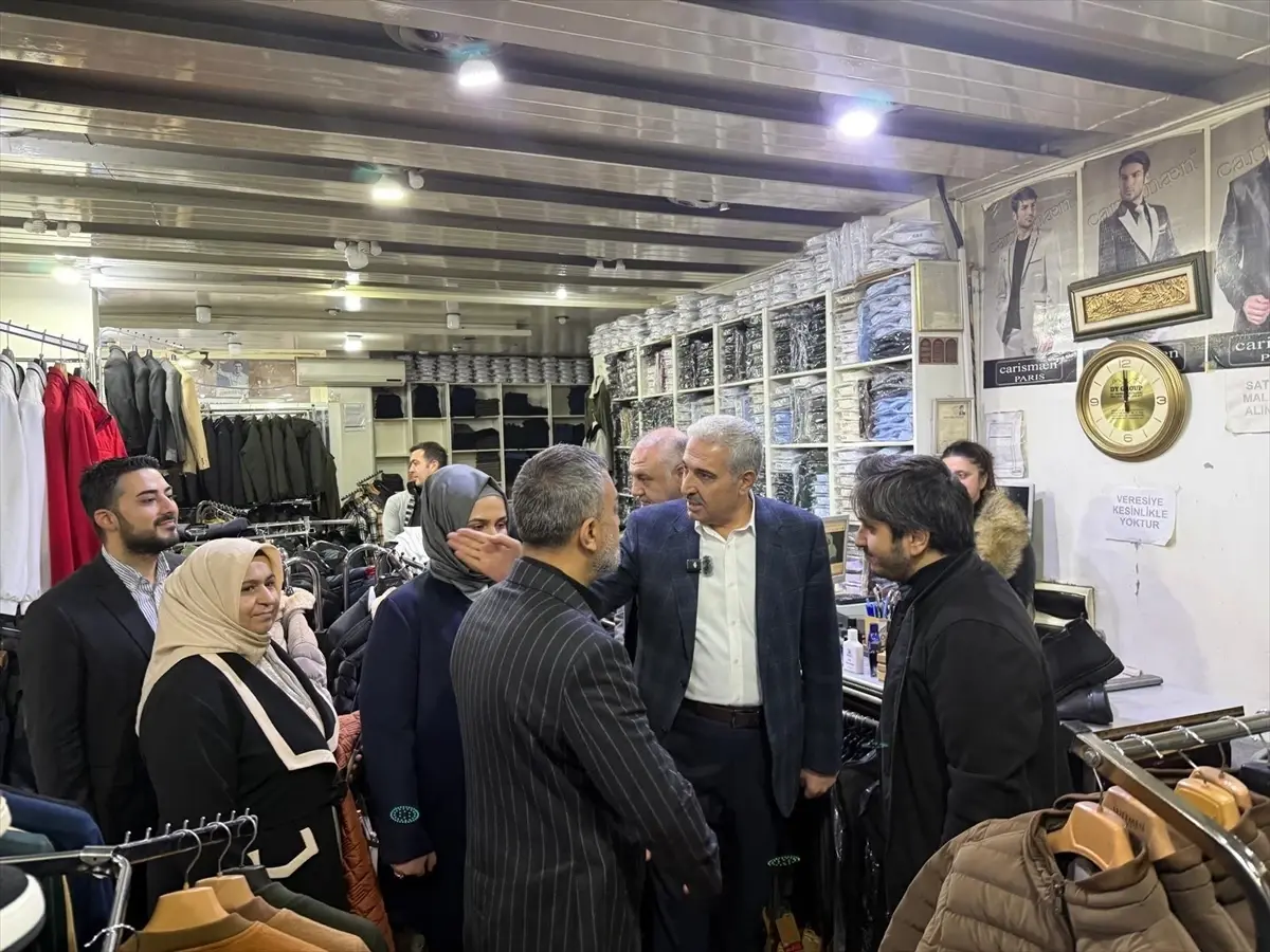 AK Parti Diyarbakır İl Başkanı Ömer İler, esnaf ve vatandaşları ziyaret etti