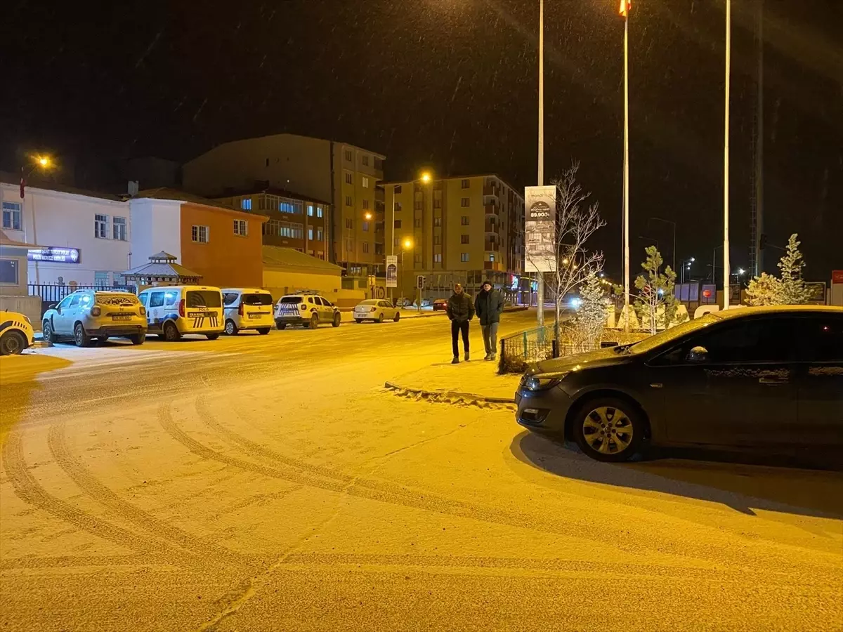 Ardahan\'ı Beyaza Bürüyen Kar