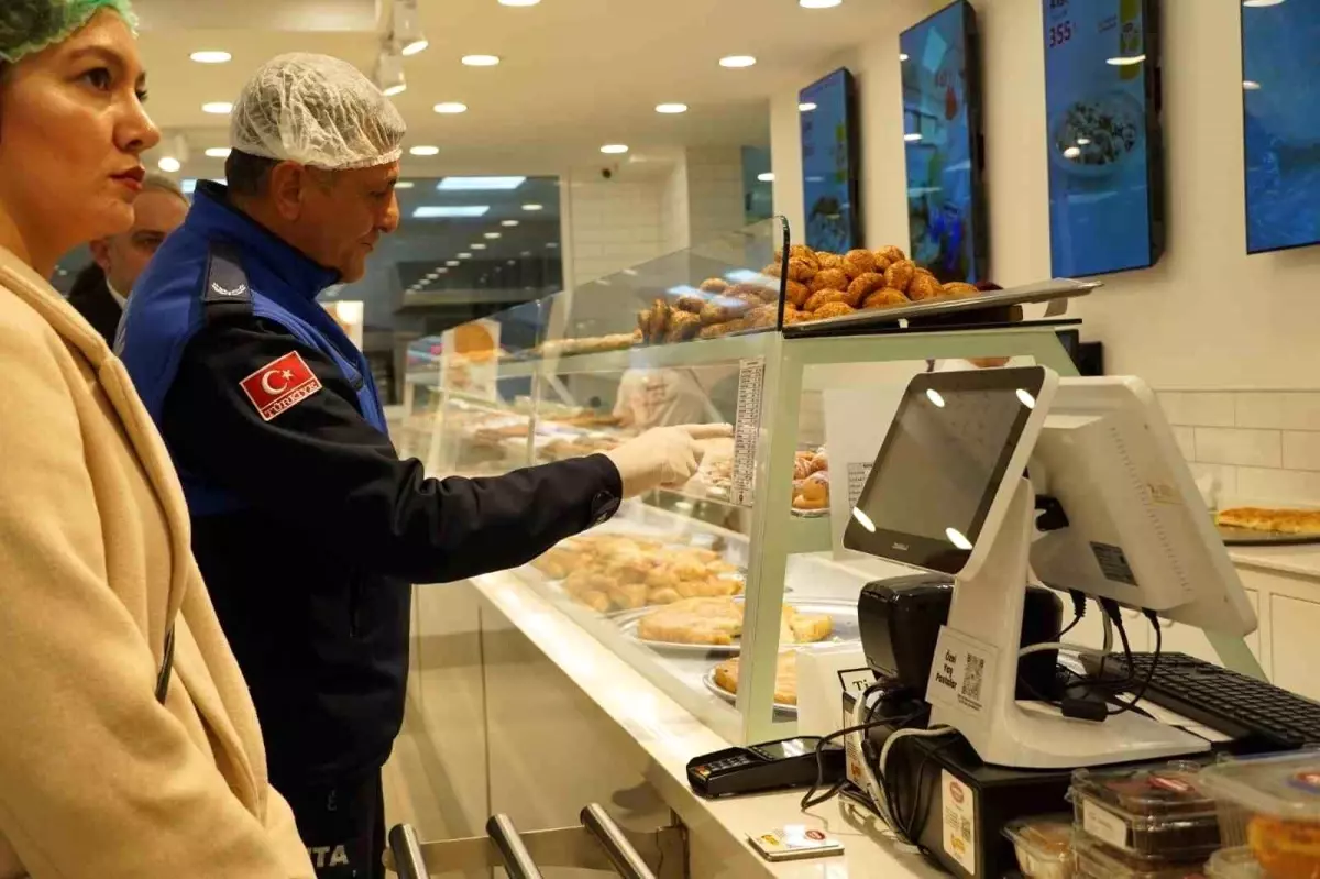 Atakum\'da gıda denetimi: Kurallara uymayan işletmelere ceza