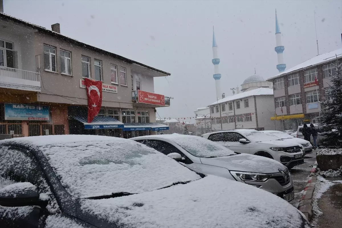 Başçiftlik\'te Kar Yağışı Etkili Oldu