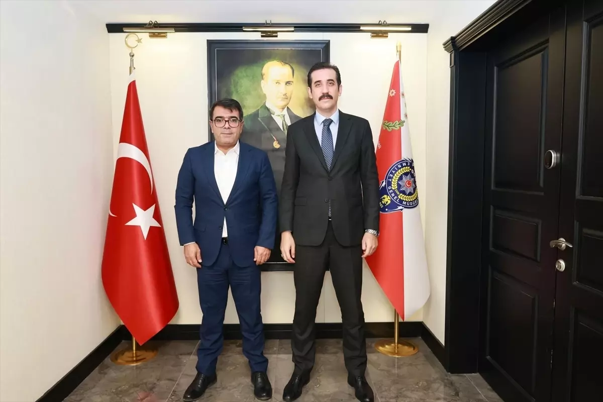Kaymakam Topsakaloğlu\'ndan Emniyet Müdürü\'ne Ziyaret