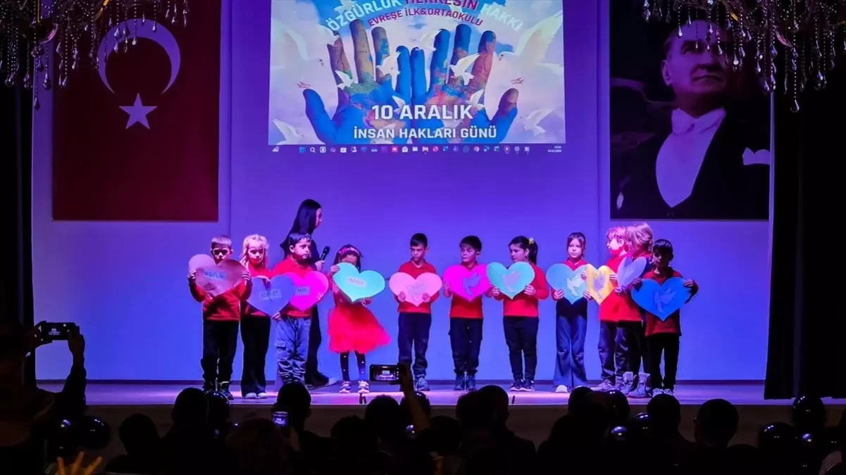Dünya İnsan Hakları Günü Kutlandı