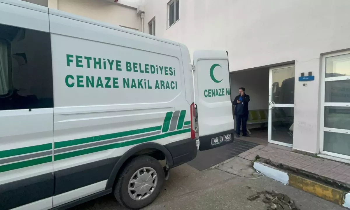 Fethiye'de 2 Yaşındaki Çocuk Otomobil Çarpmasıyla Hayatını Kaybetti