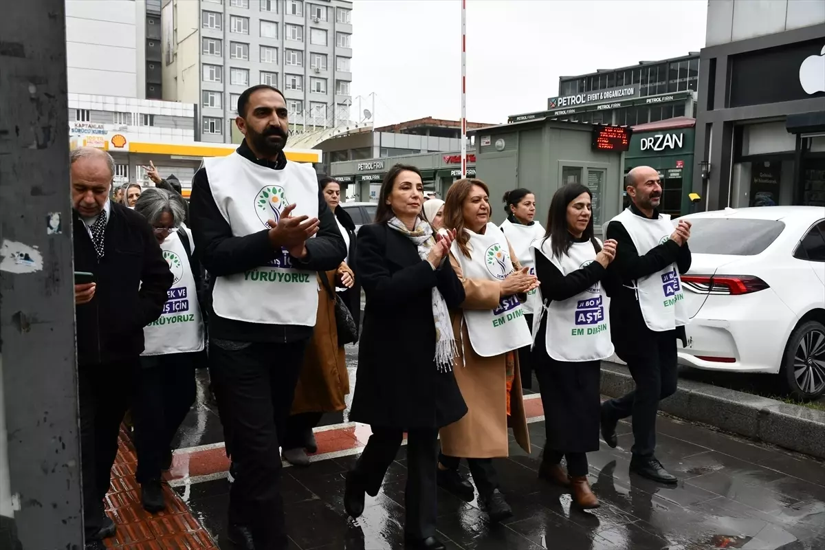 DEM Parti\'nin Barış Yürüyüşü Batman\'da Başladı