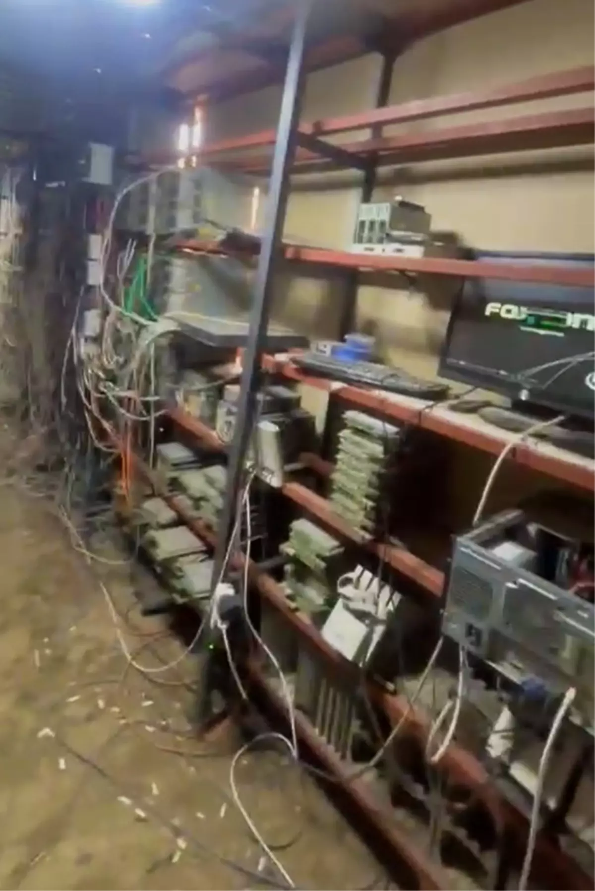 Hilvan'da Kaçak Kripto Para Tesisi Tespit Edildi