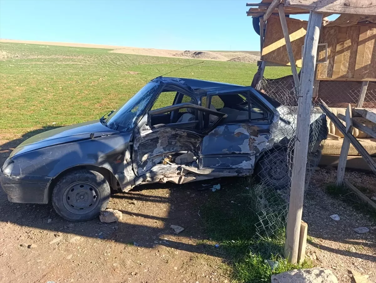 Eğil\'de Trafik Kazası: 4 Yaralı