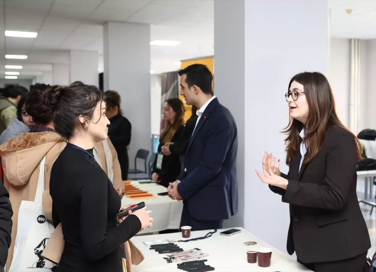 DEÜ Kariyer Zirvesi 2025 Başladı