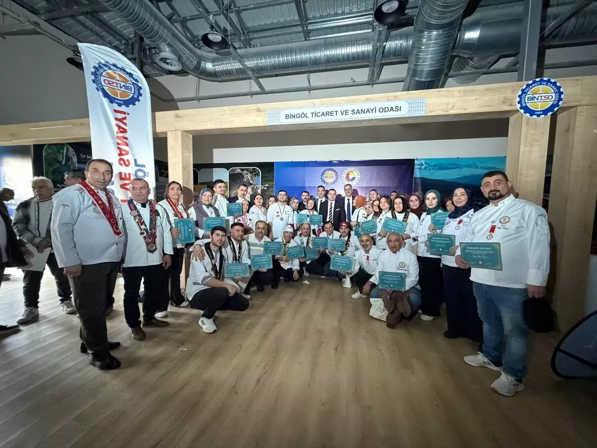 Bingöl\'den Guinness Rekoru İçin Burma Kadayıf