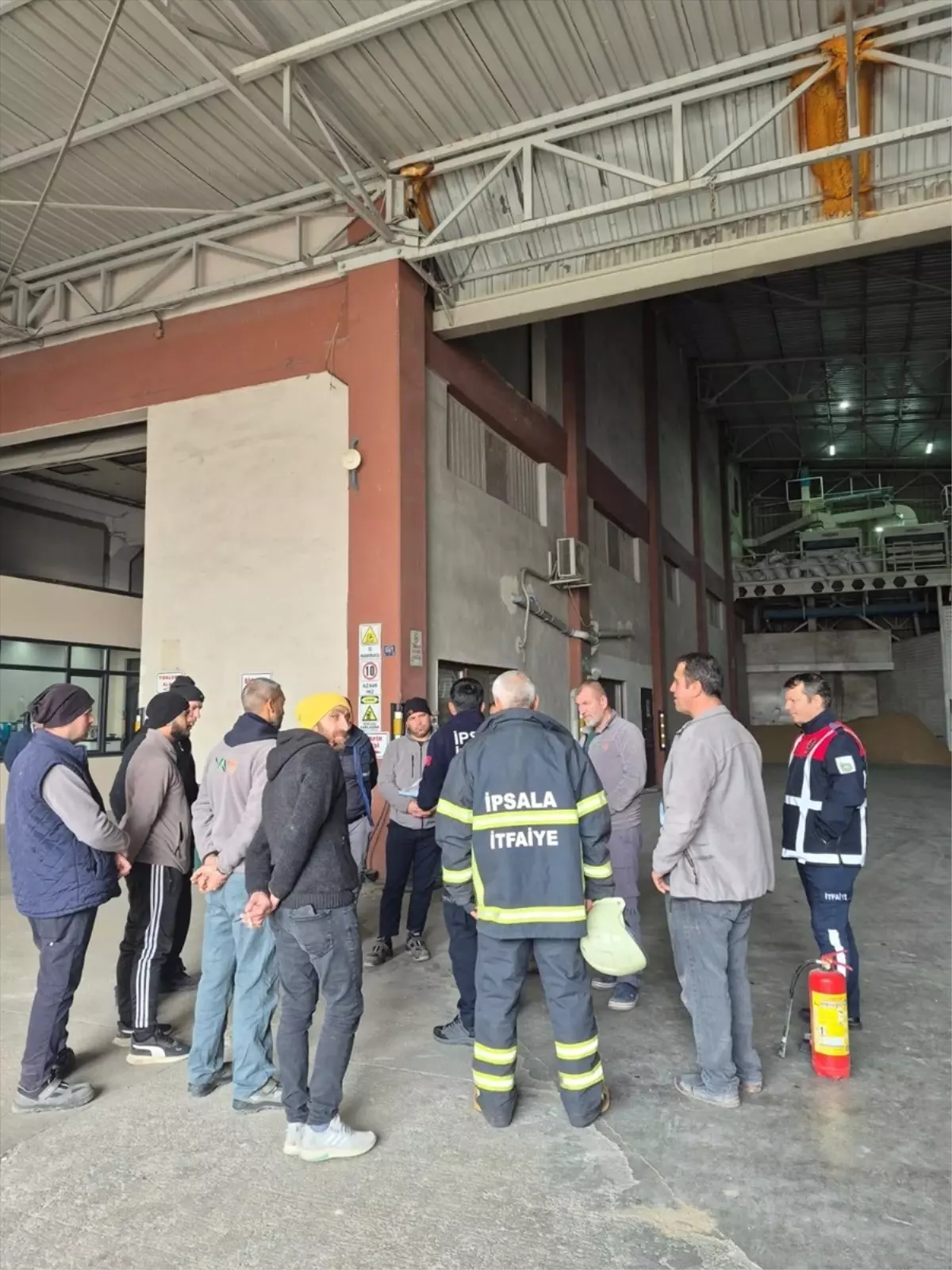 Kaymakam Sevgili, Süpürge Ustası Şahin\'i Ziyaret Etti