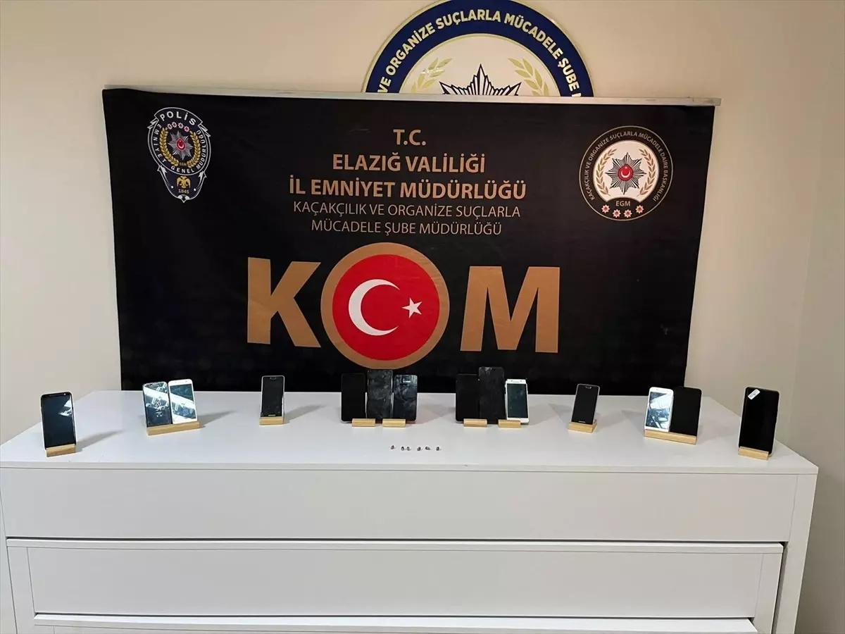 Kopya Düzenekli Ehliyet Sınavında 2 Tutuklama