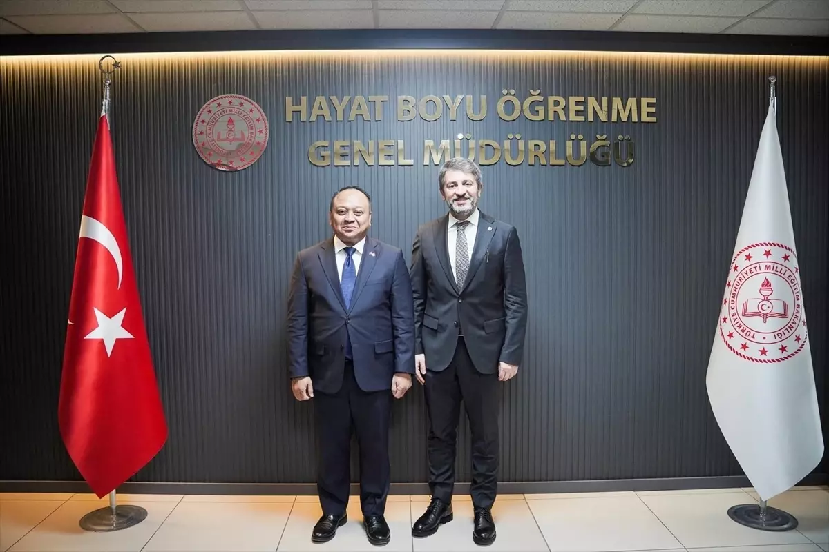Endonezya Büyükelçisi MEB\'i Ziyaret Etti
