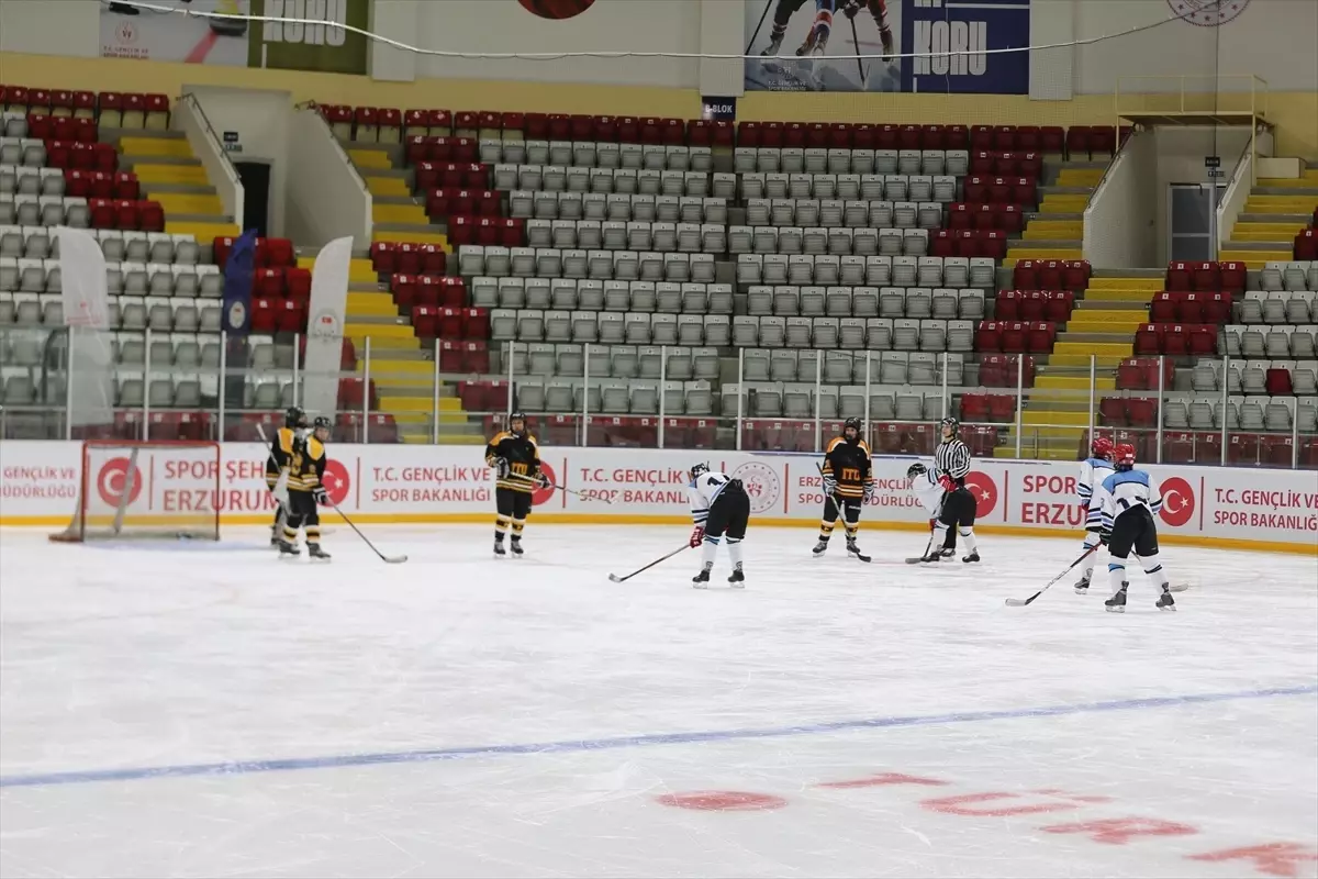 Buz Hokeyi Kış Spor Oyunları Erzurum\'da Başladı