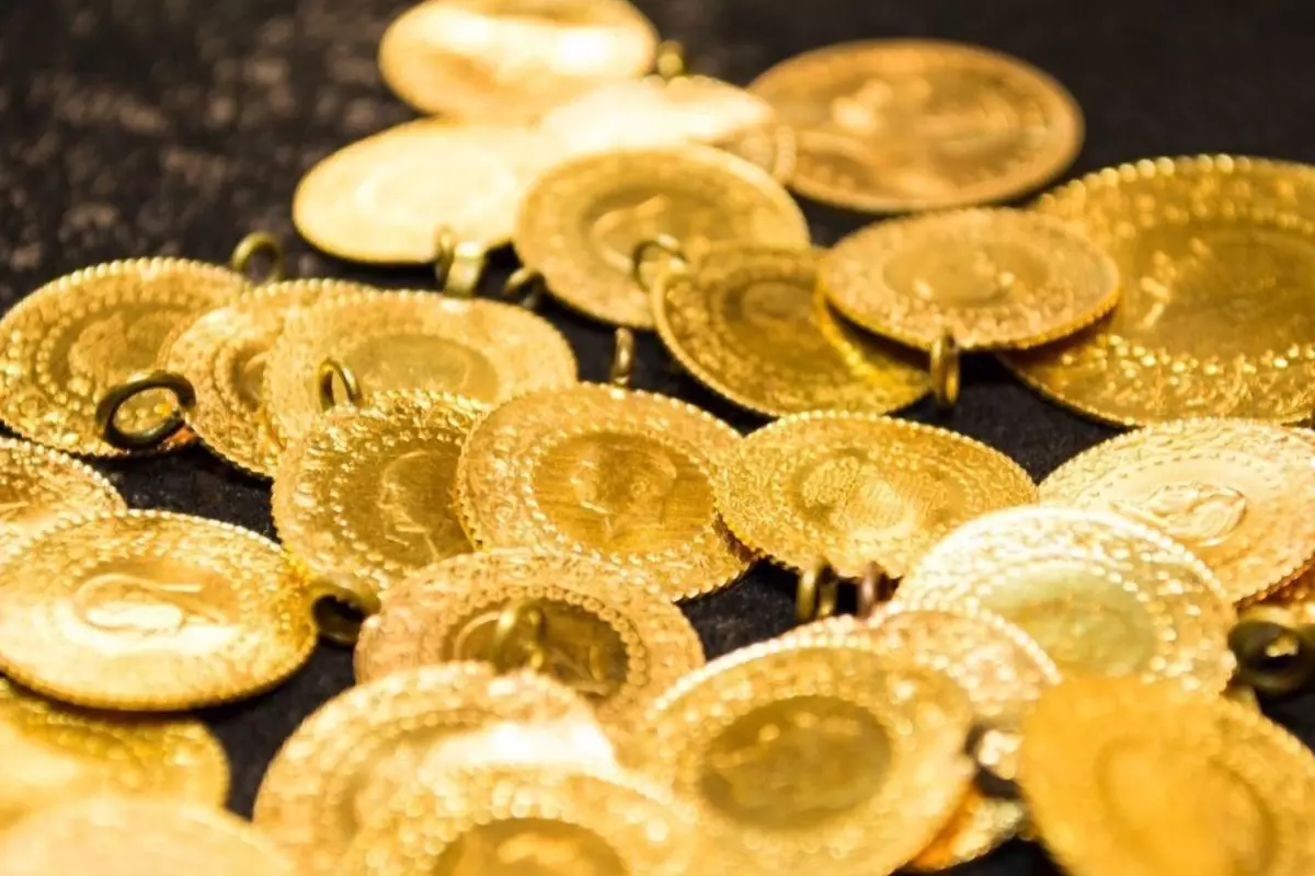 FED\'in faiz kararına altının ilk tepkisi: İşte gram ve çeyreğin fiyatı