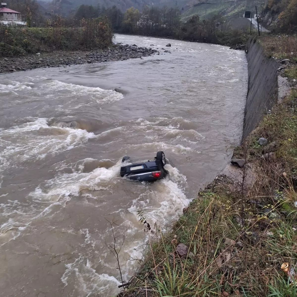 Giresun'da iki kişinin hayatını kaybettiği kazanın kamera görüntüleri ortaya çıktı